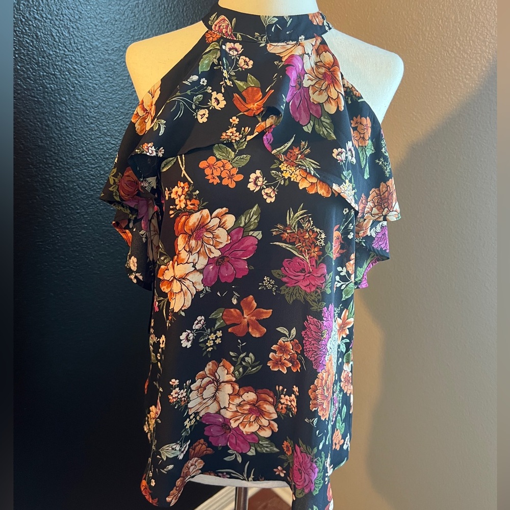 Floral and black OPEN SHOULDER blousr